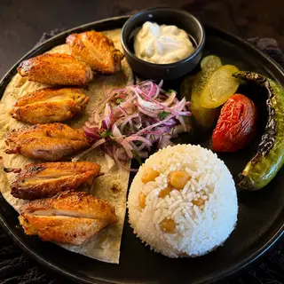 Moya Signature Plate